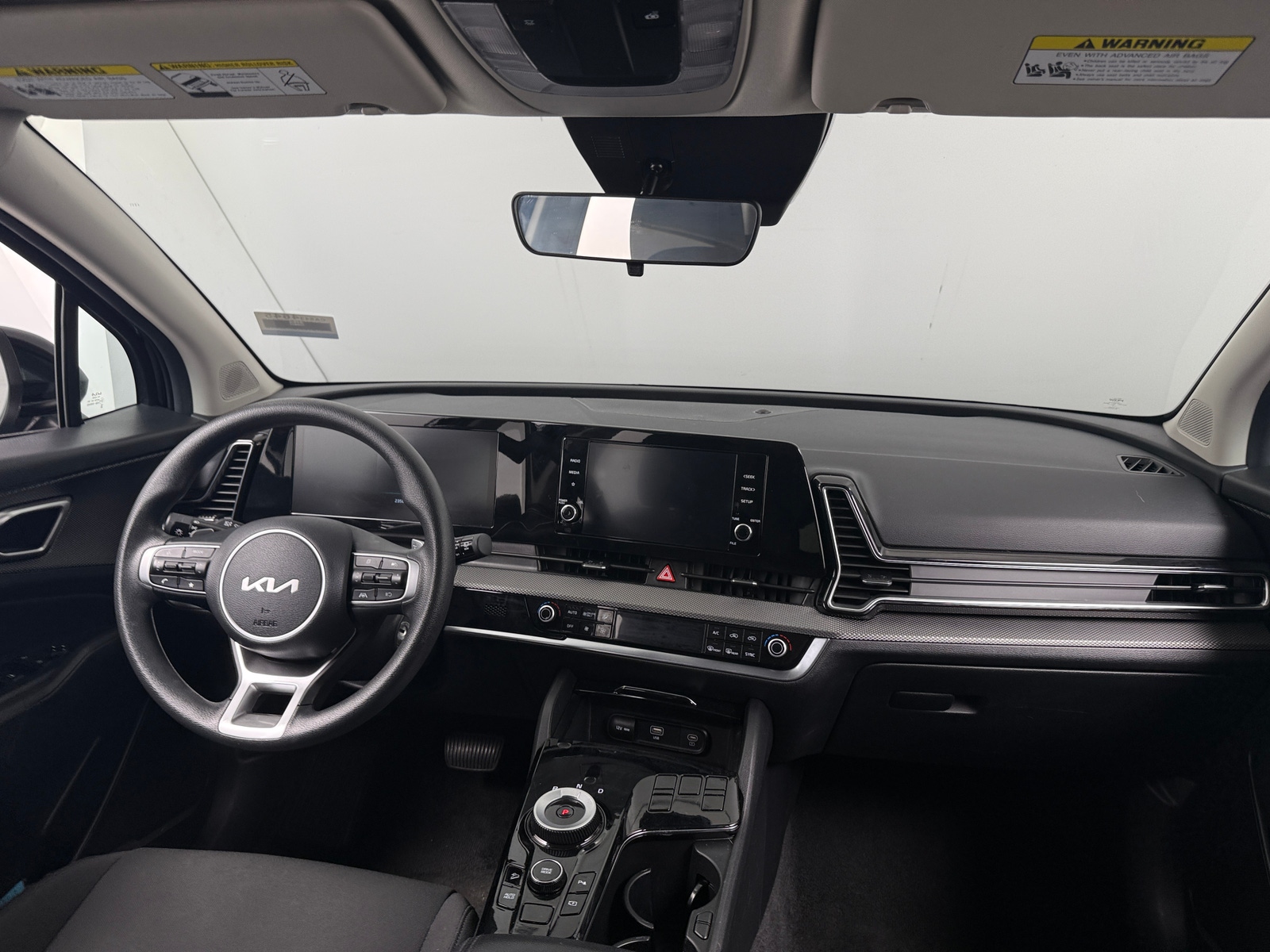 Thumbnail: 2023 Kia Sportage - 3