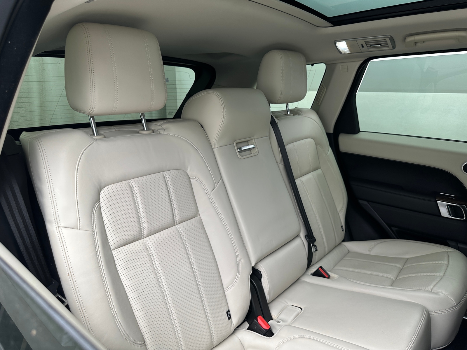 Thumbnail: 2020 Land Rover Range Rover Sport - 5