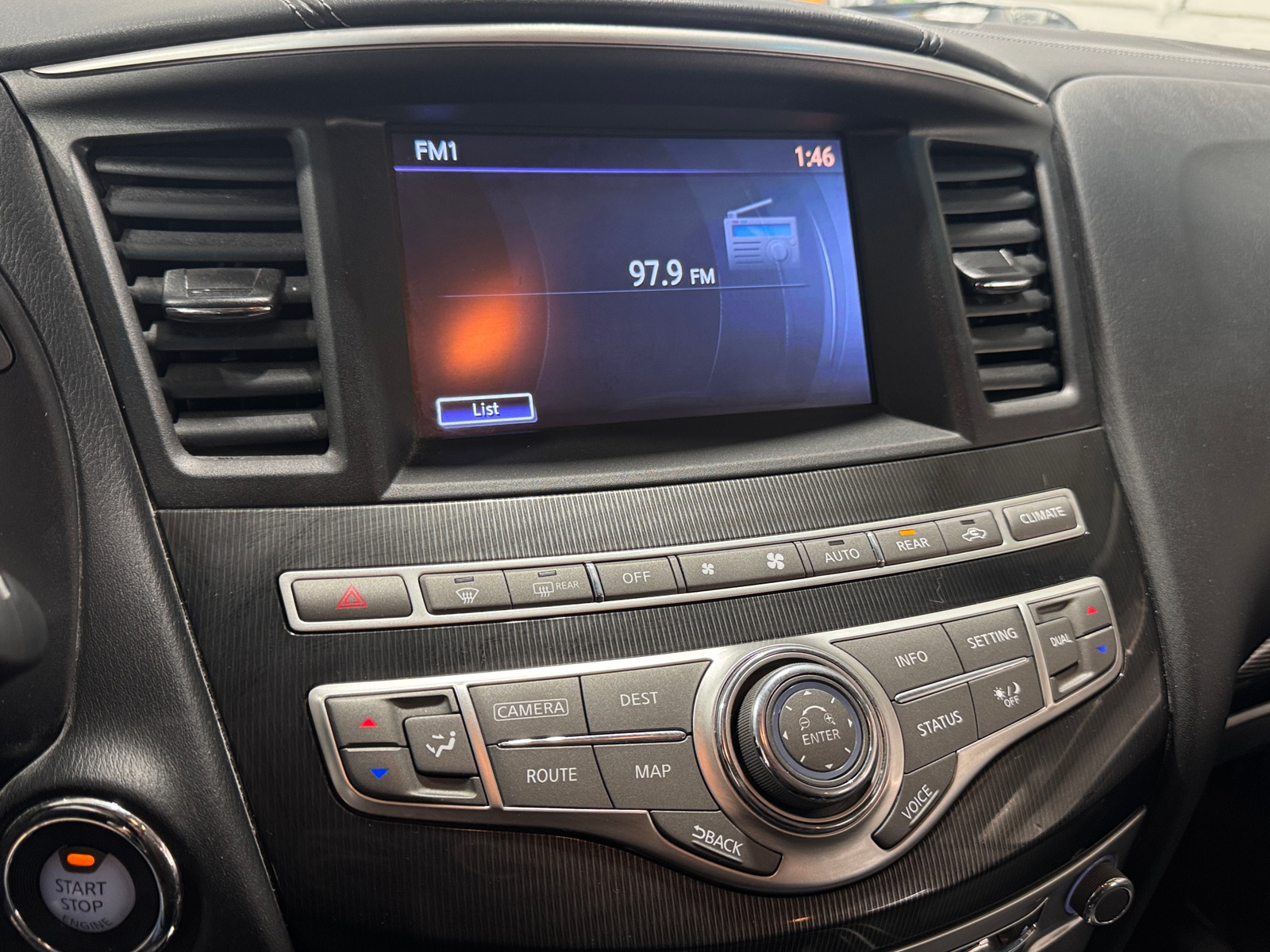 Thumbnail: 2016 INFINITI QX60 - 3
