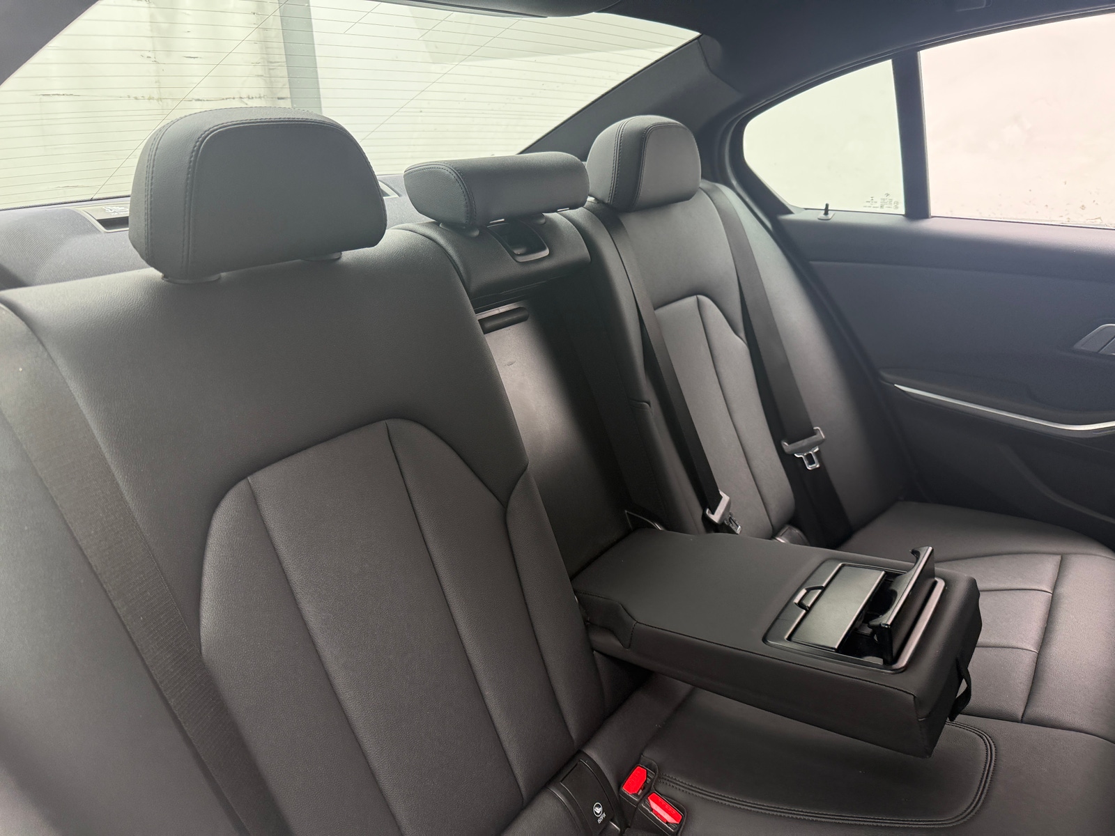 Thumbnail: 2021 BMW 3 Series - 6