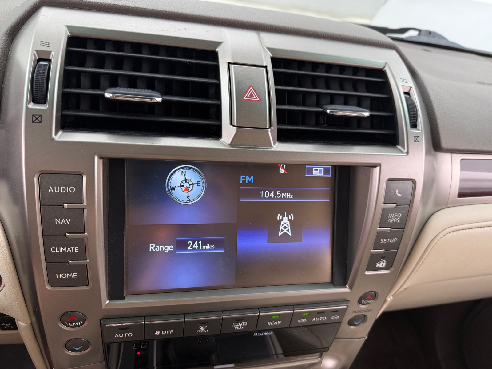Thumbnail: 2019 Lexus GX - 3
