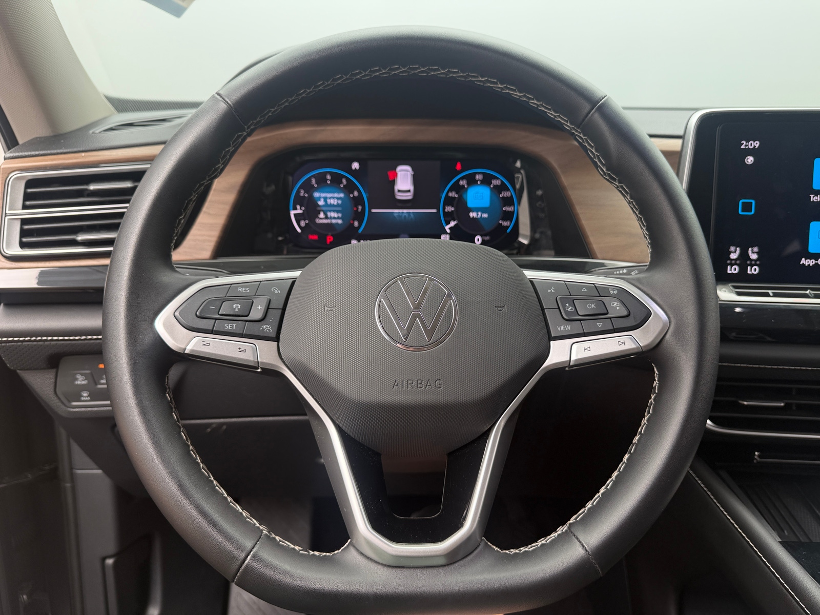 Thumbnail: 2025 Volkswagen Atlas - 4
