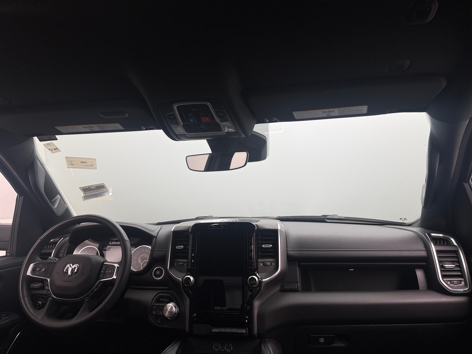 Thumbnail: 2025 RAM 1500 - 2