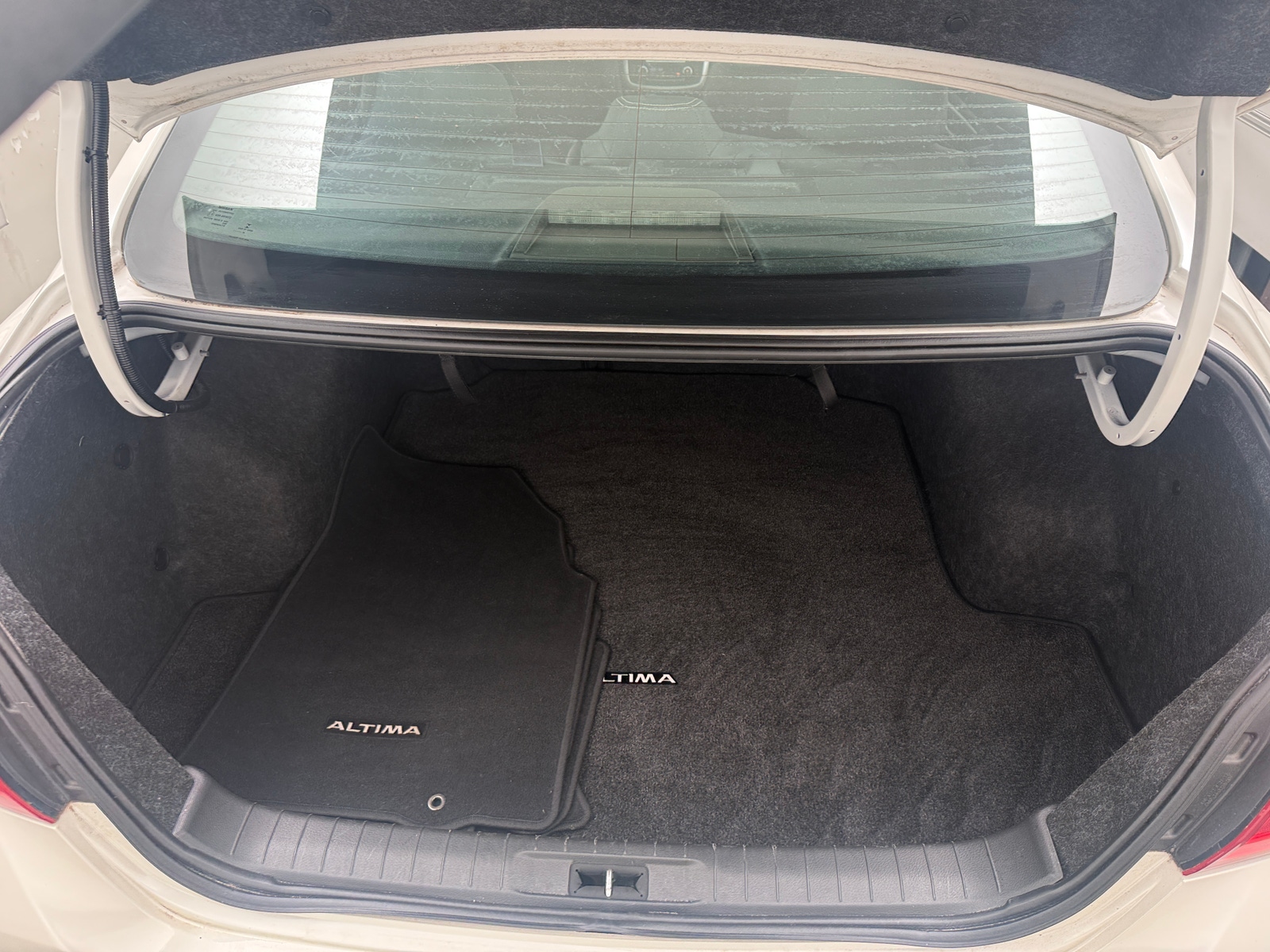 Thumbnail: 2016 Nissan Altima - 6