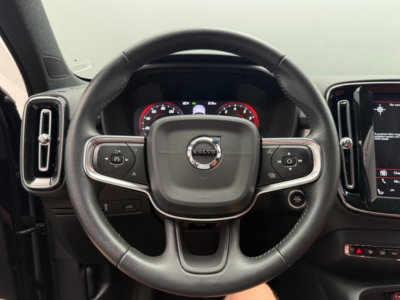 Thumbnail: 2020 Volvo XC40 - 5