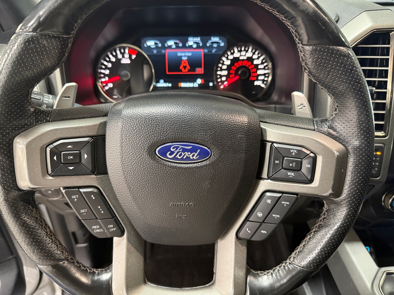 Thumbnail: 2018 Ford Econoline - 4