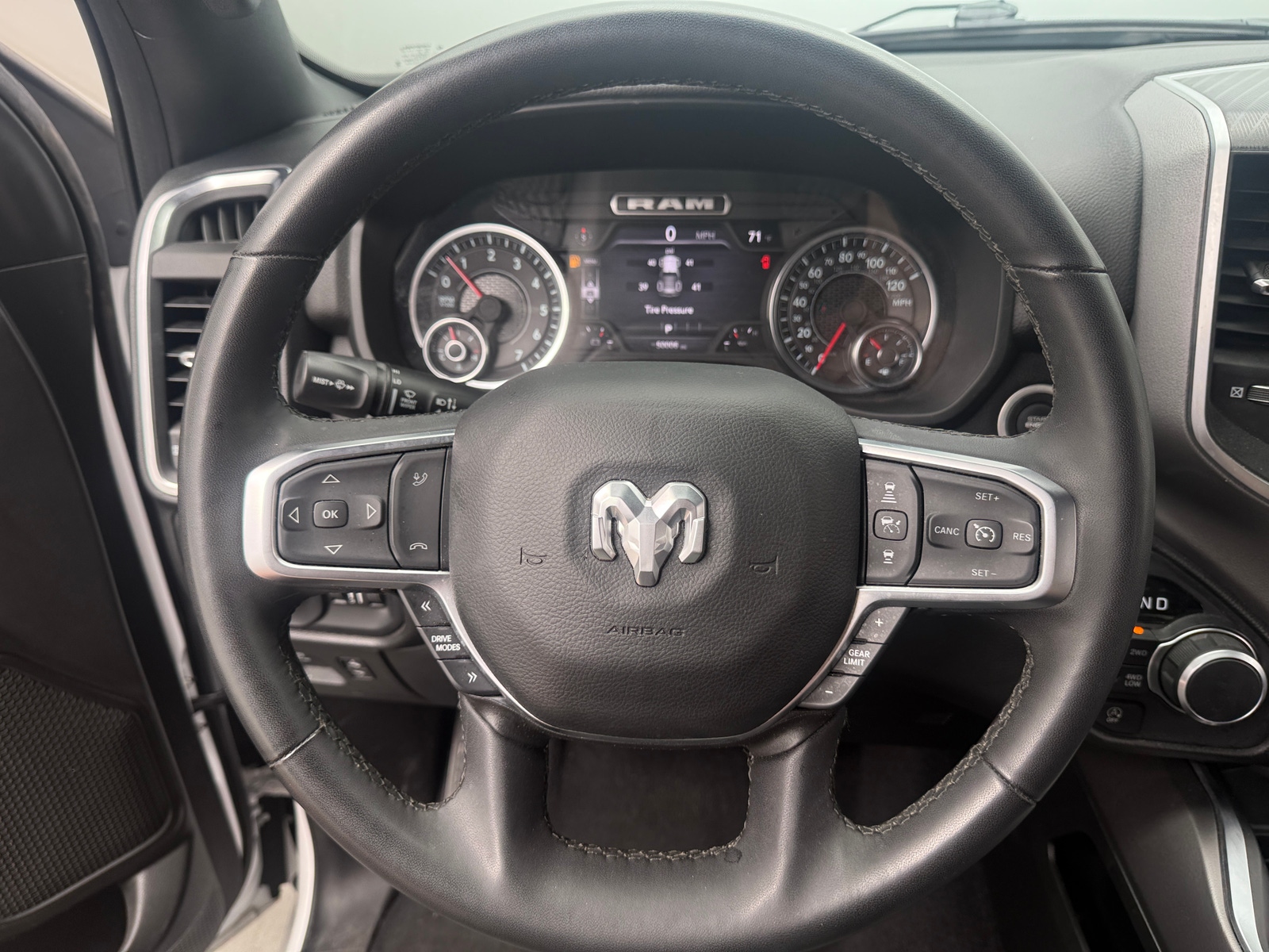 Thumbnail: 2025 RAM 1500 - 5