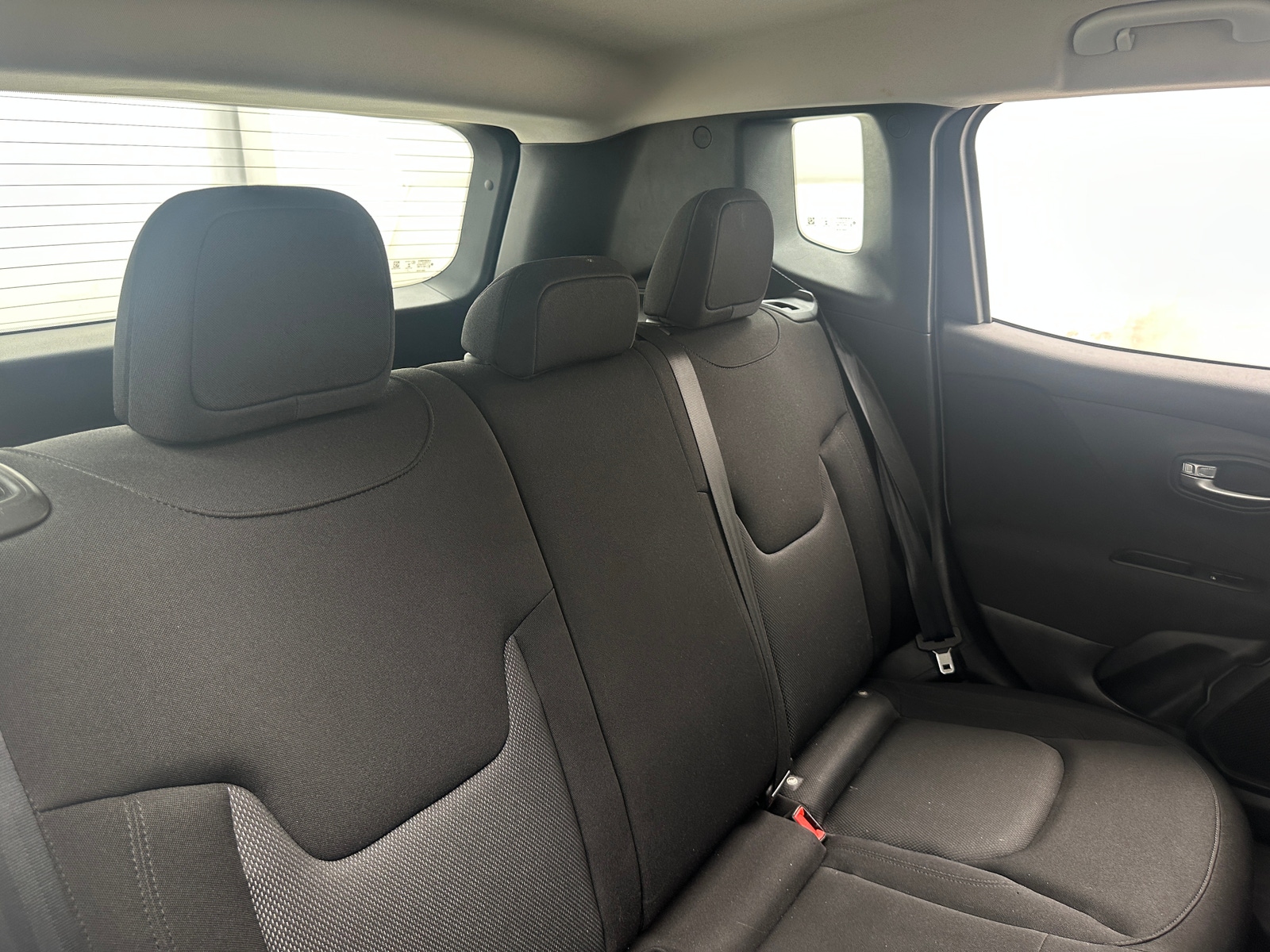 Thumbnail: 2021 Jeep Renegade - 6