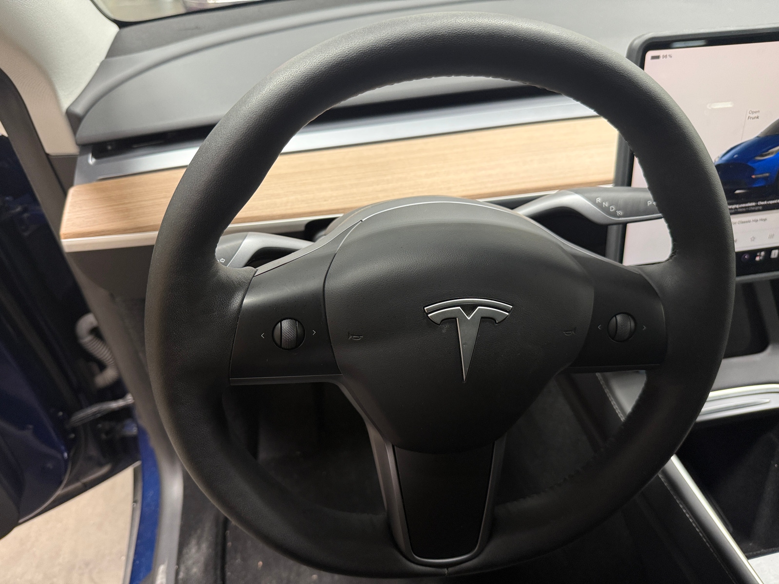 Thumbnail: 2023 Tesla Model Y - 4