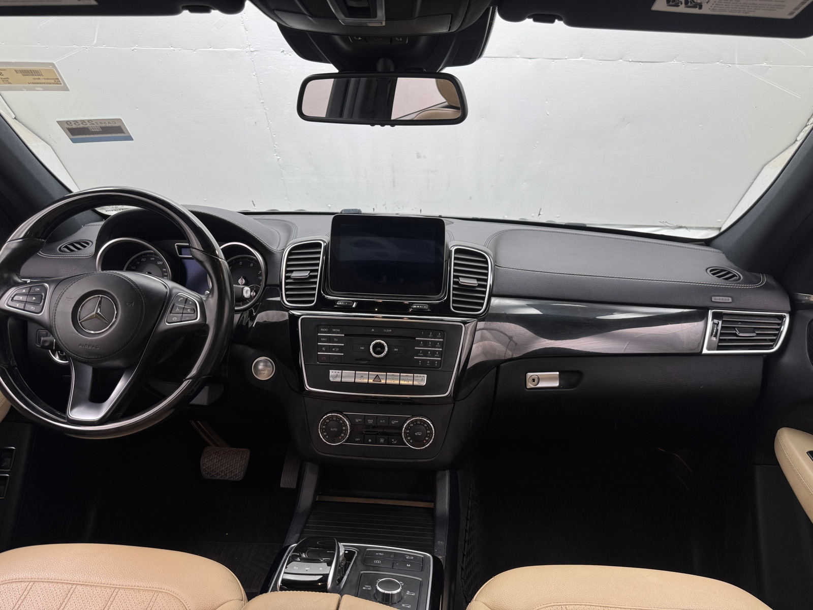 Thumbnail: 2017 Mercedes-Benz GLS - 2
