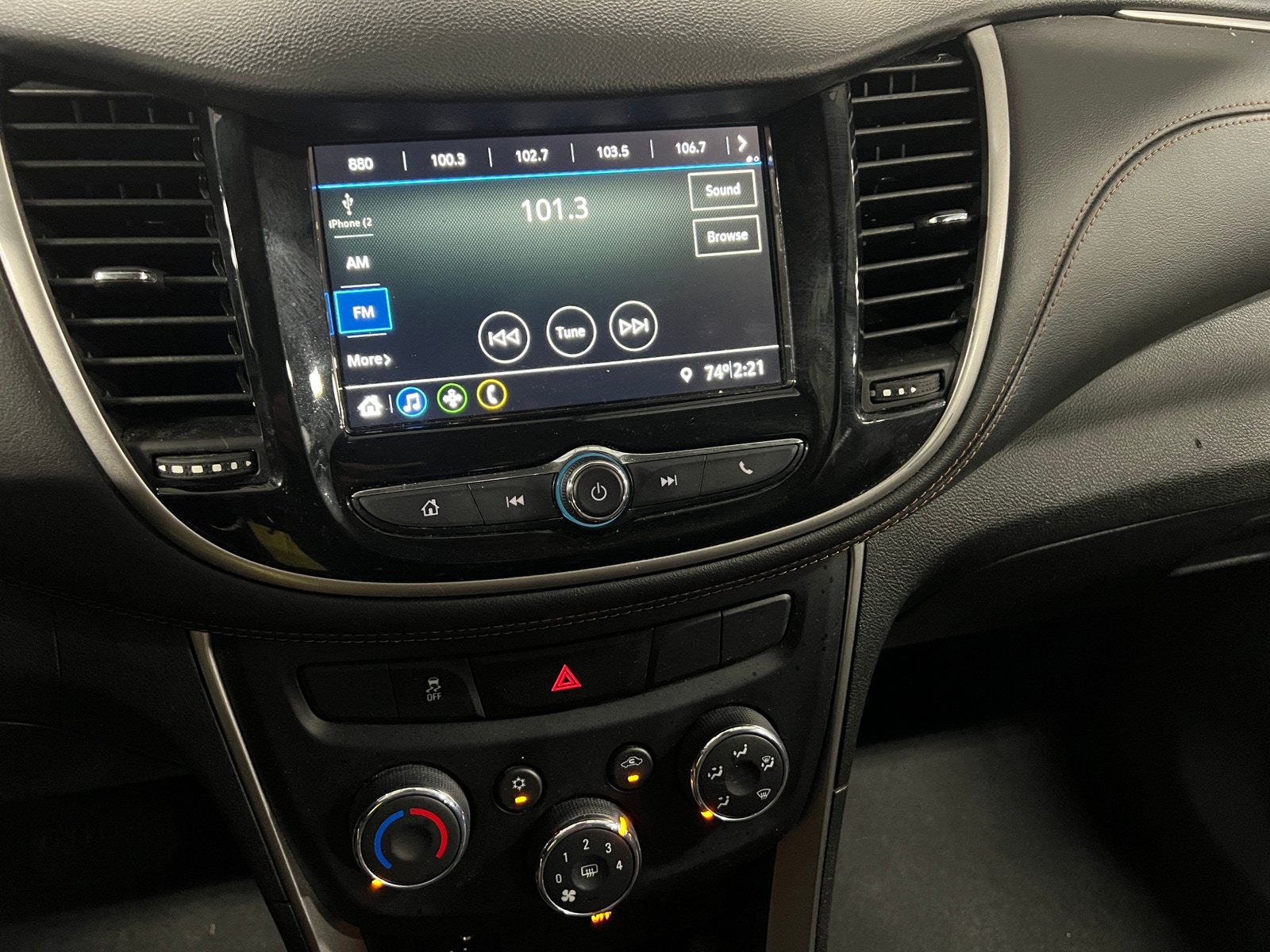 Thumbnail: 2019 Chevrolet Trax - 4