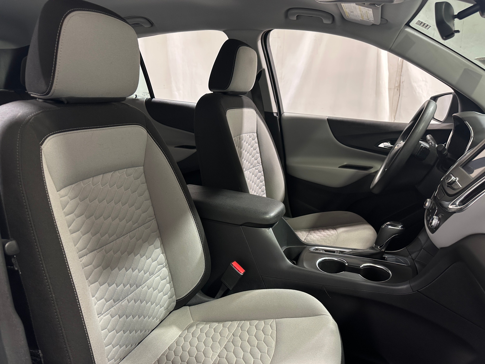 Thumbnail: 2021 Chevrolet Equinox - 2