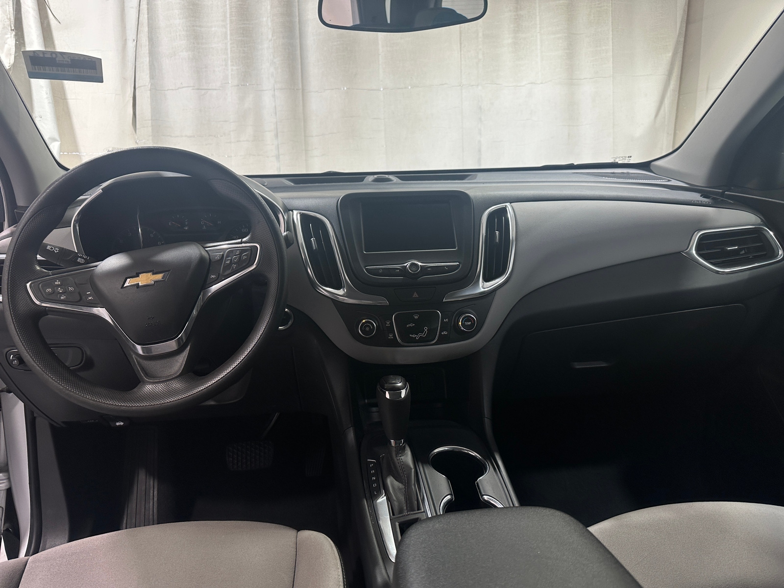 Thumbnail: 2021 Chevrolet Equinox - 3