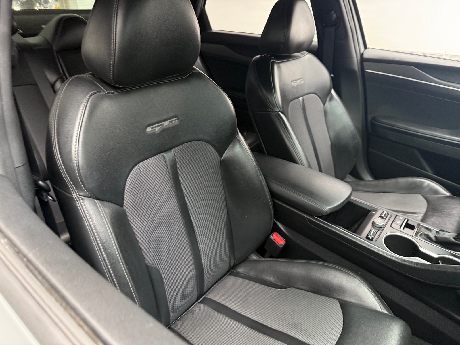 Thumbnail: 2021 Kia K5 - 2