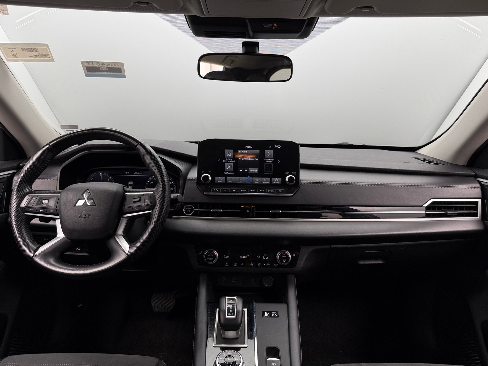 Thumbnail: 2024 Mitsubishi Outlander - 2