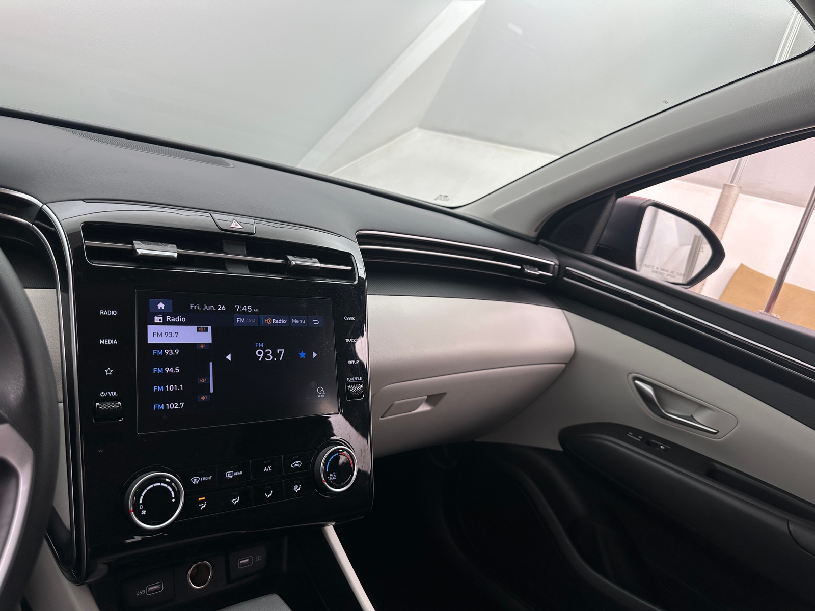 Thumbnail: 2024 Hyundai Tucson - 4
