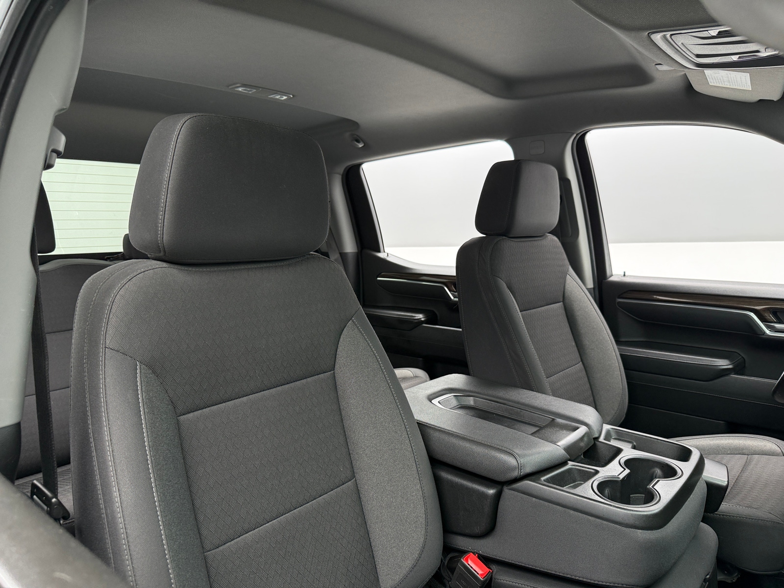 Thumbnail: 2025 Chevrolet Silverado 1500 - 2