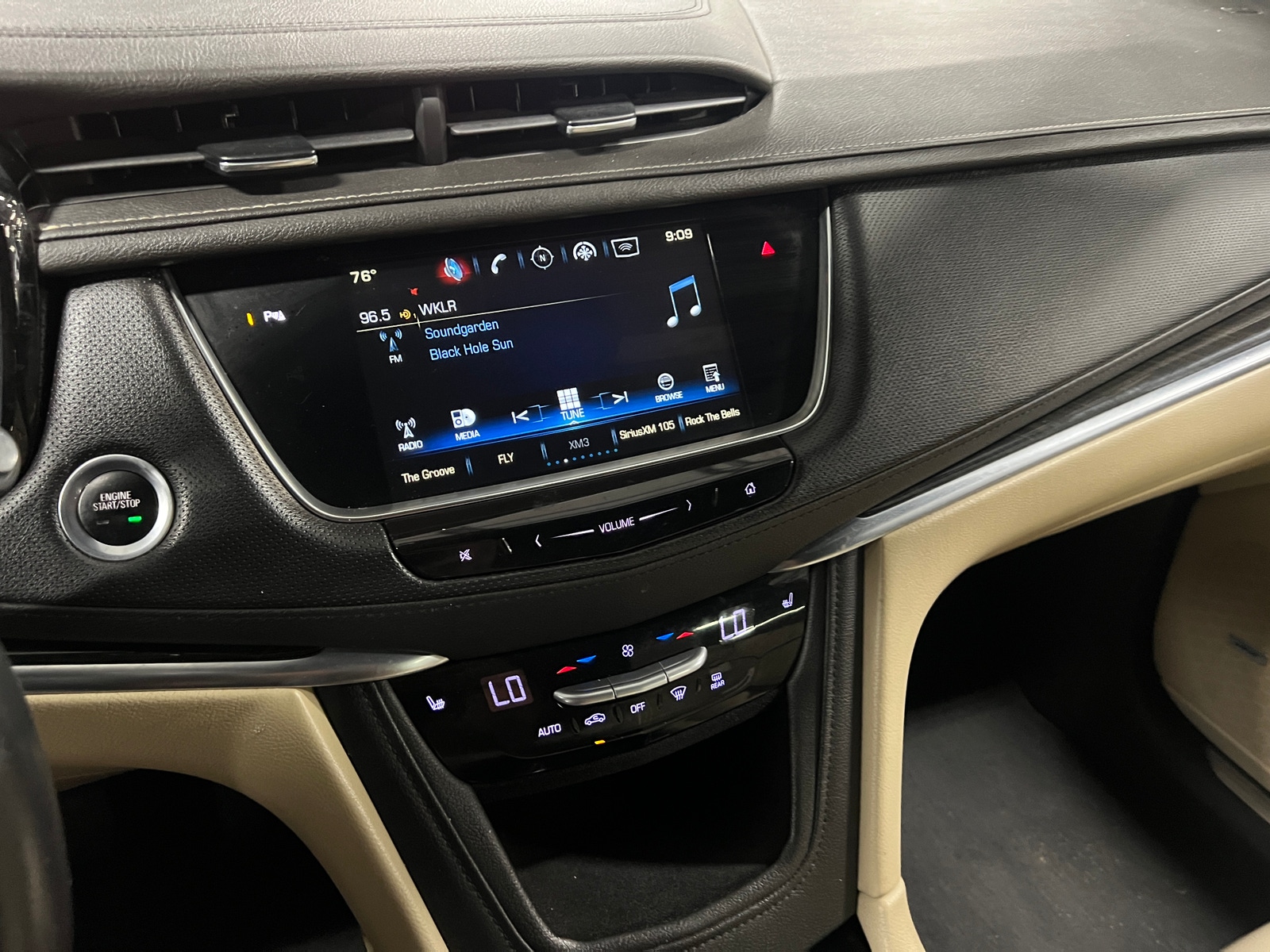 Thumbnail: 2018 Cadillac XT5 - 3