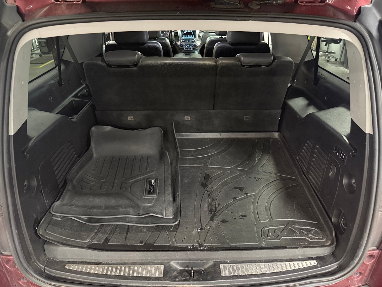 Thumbnail: 2019 Chevrolet Suburban - 6