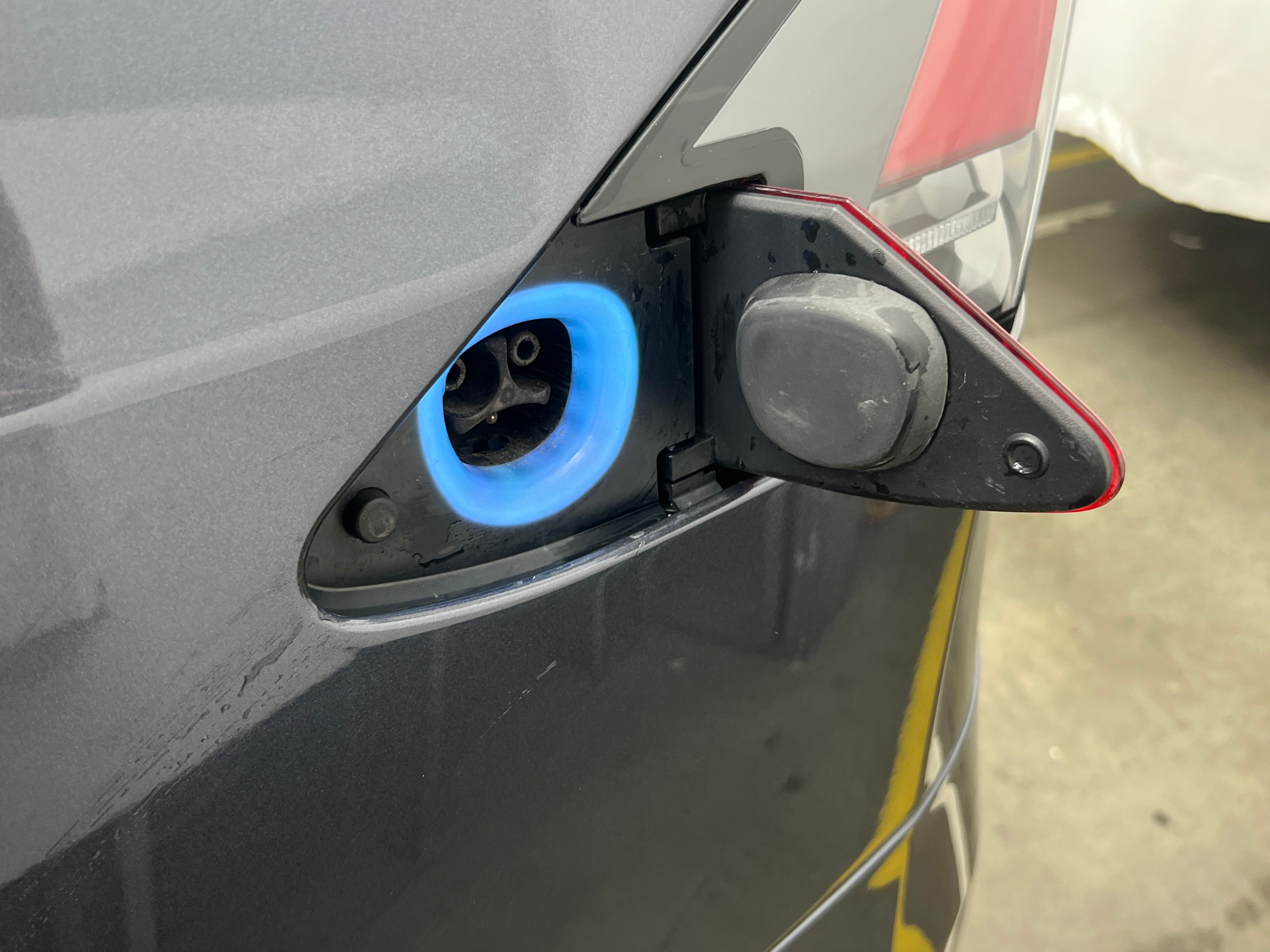 Used 2018 Tesla Model X 100D with VIN 5YJXCAE21JF088470 for sale in Auburn, WA