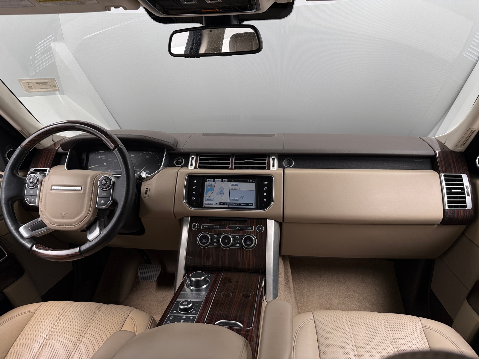 Thumbnail: 2016 Land Rover Range Rover - 2