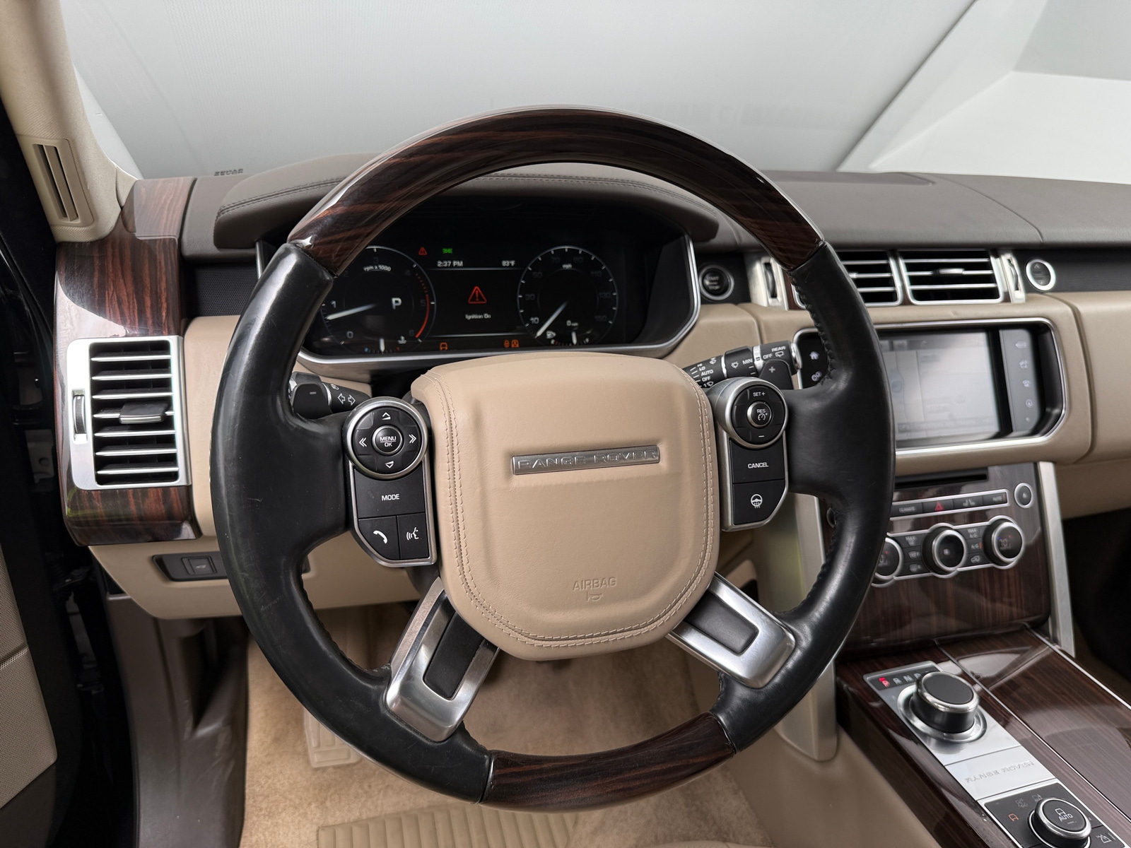 Thumbnail: 2016 Land Rover Range Rover - 4