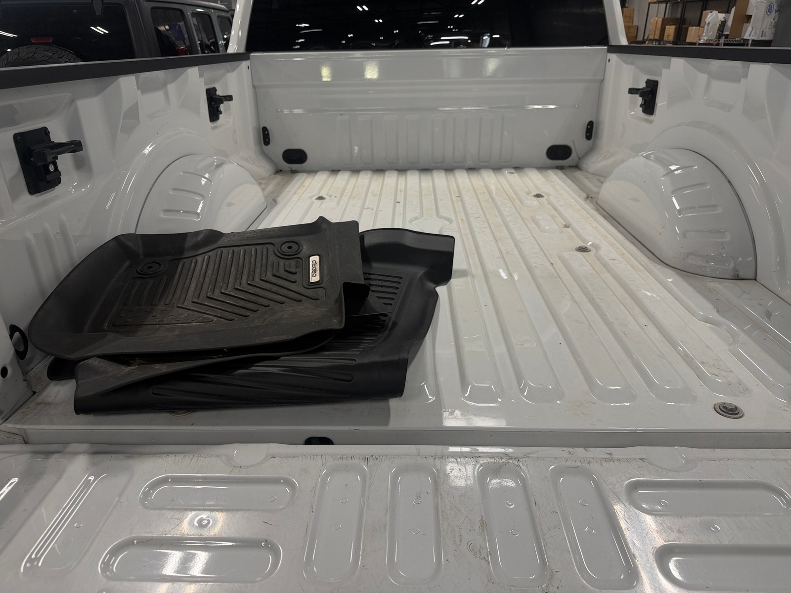 Thumbnail: 2021 Ford Econoline - 7