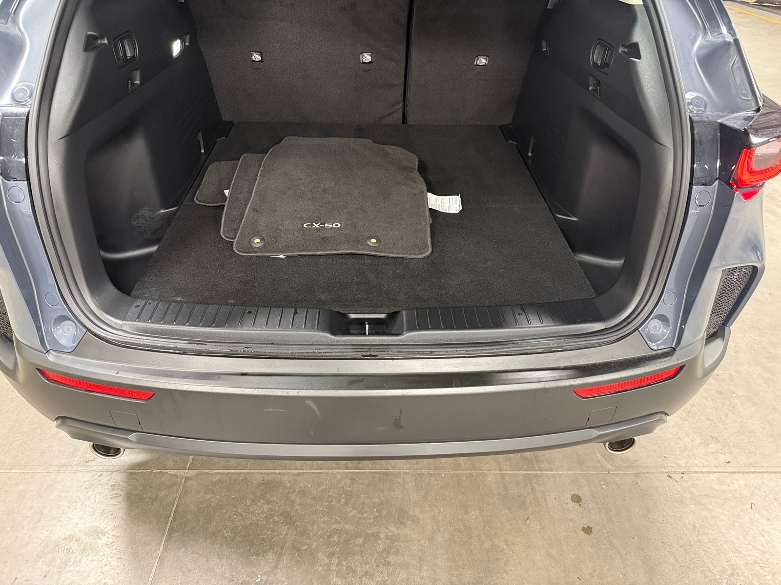 Thumbnail: 2025 Mazda CX-50 - 6