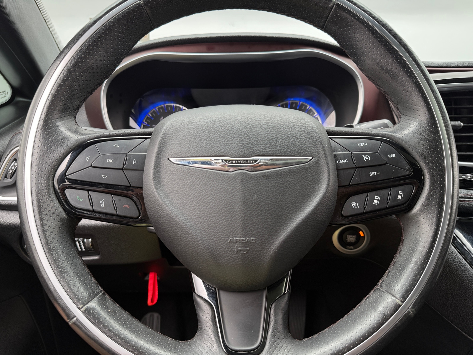 Thumbnail: 2020 Chrysler Pacifica - 5
