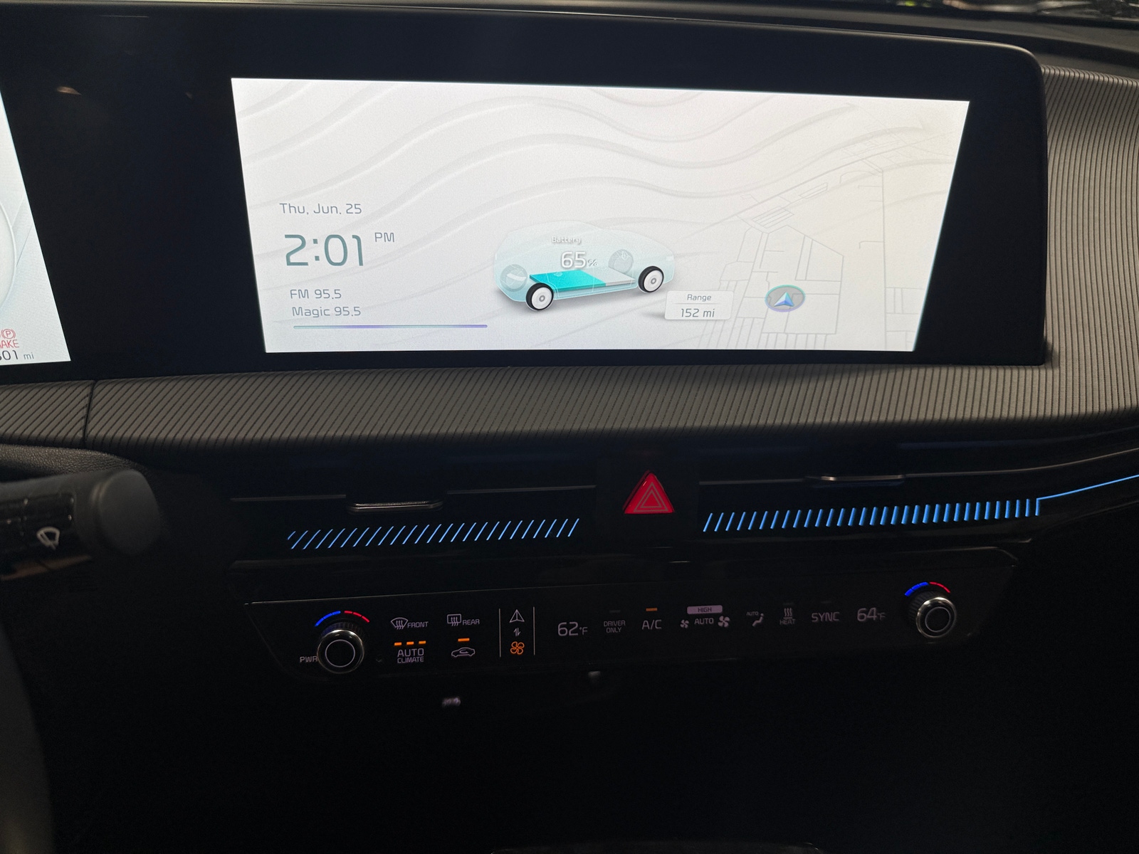 Thumbnail: 2023 Kia EV6 - 3
