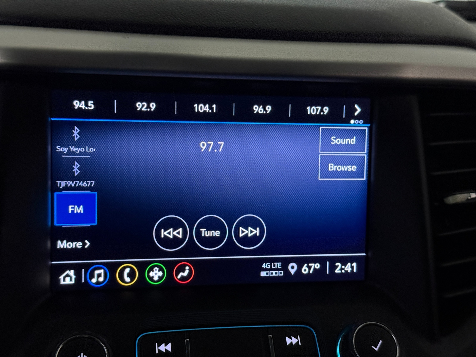 Thumbnail: 2020 GMC Acadia - 3