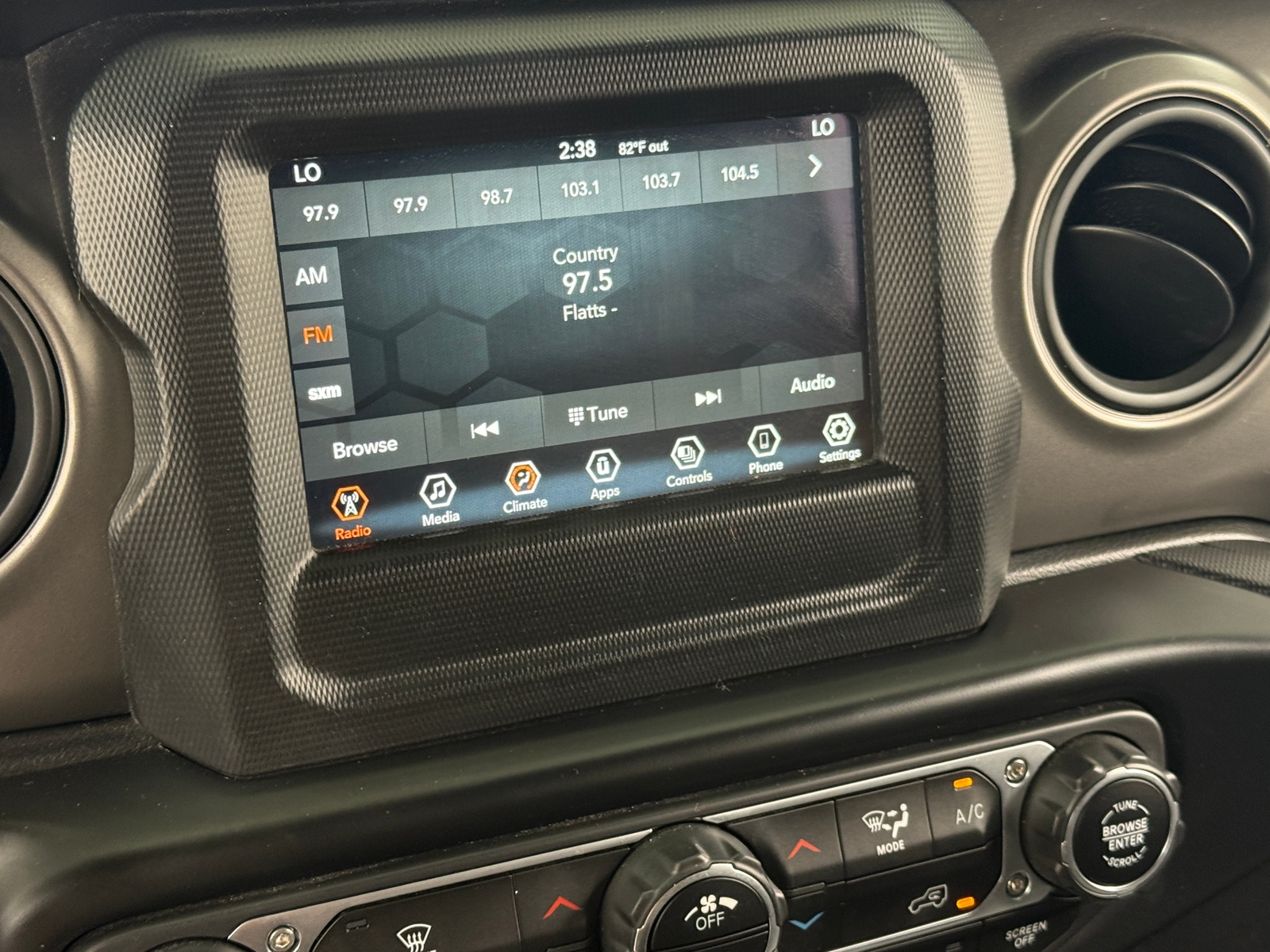 Thumbnail: 2022 Jeep Wrangler - 4