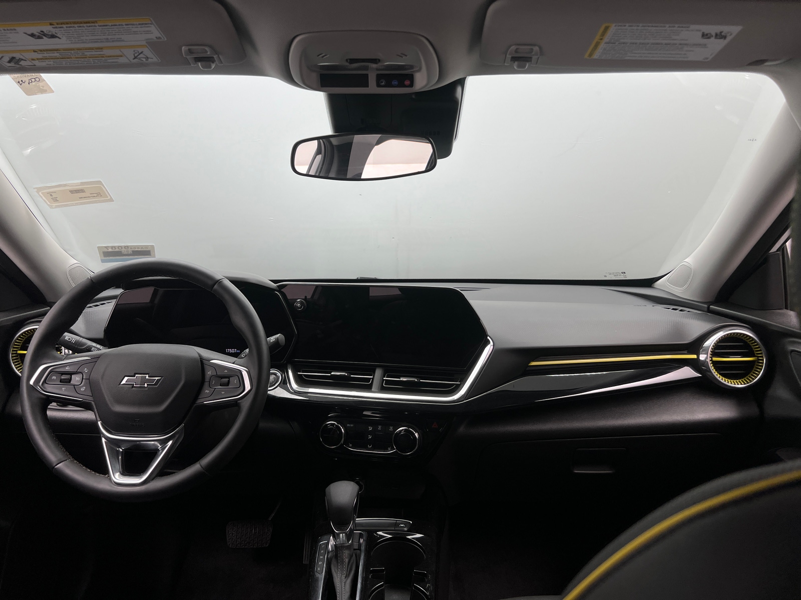 Thumbnail: 2025 Chevrolet Trax - 2