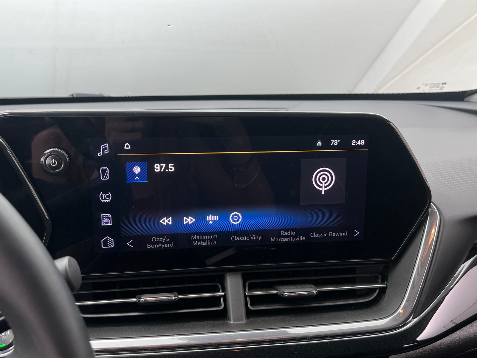 Thumbnail: 2025 Chevrolet Trax - 3