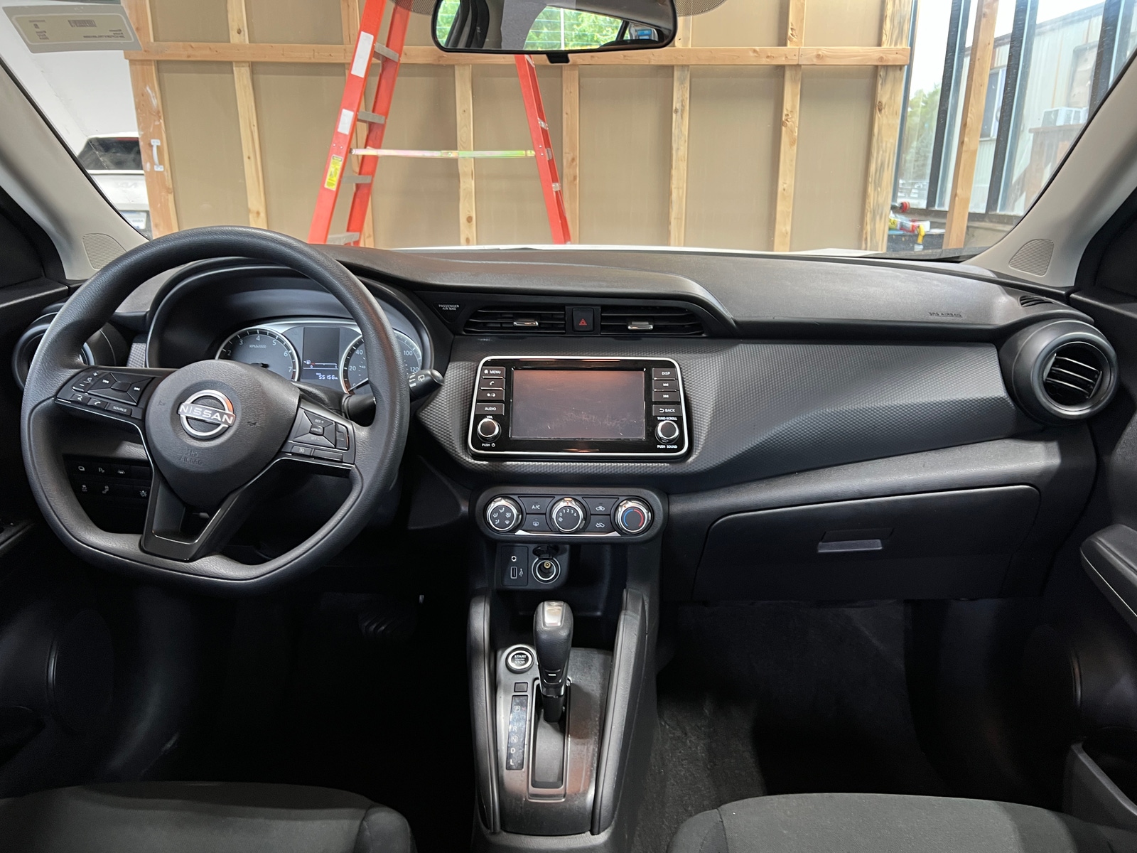 Thumbnail: 2024 Nissan Kicks - 3