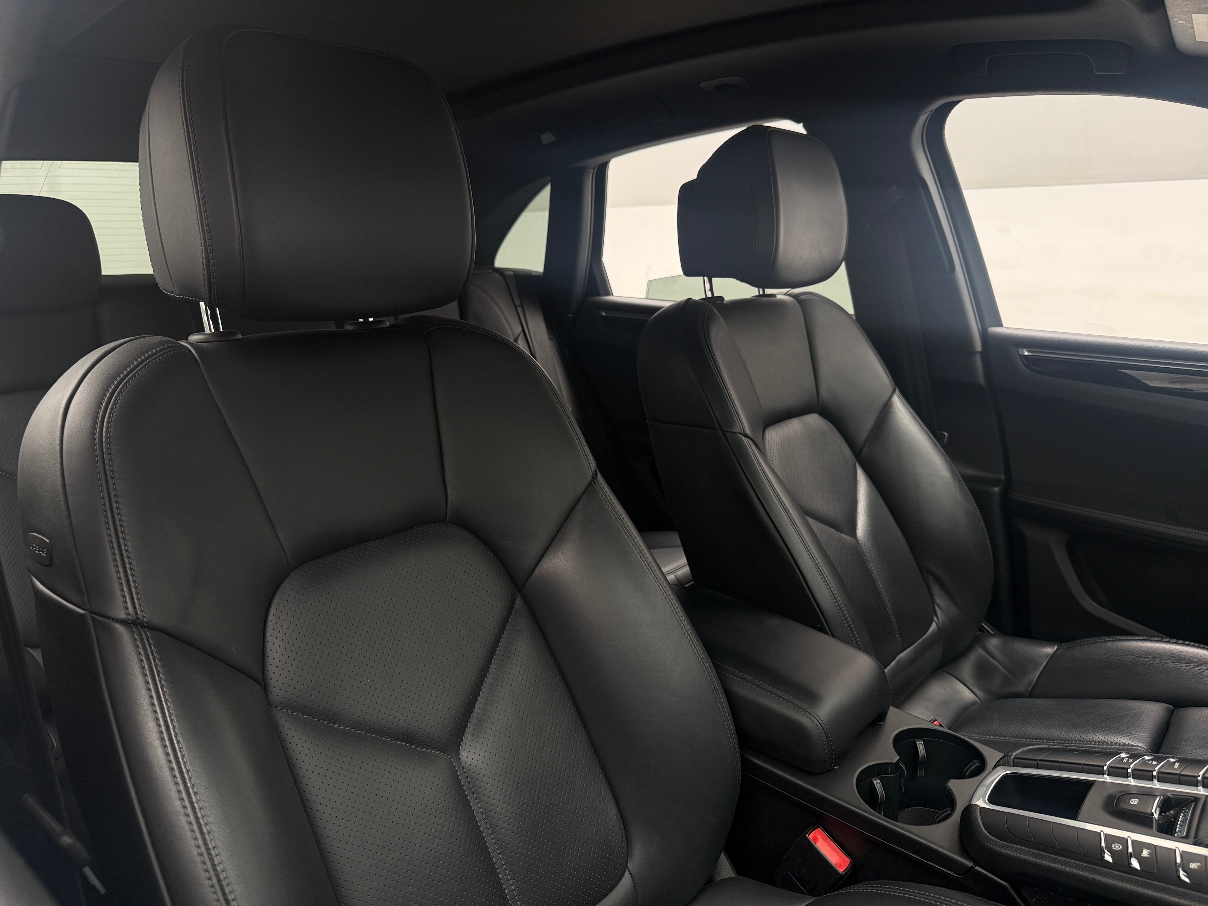 2020 Porsche Macan