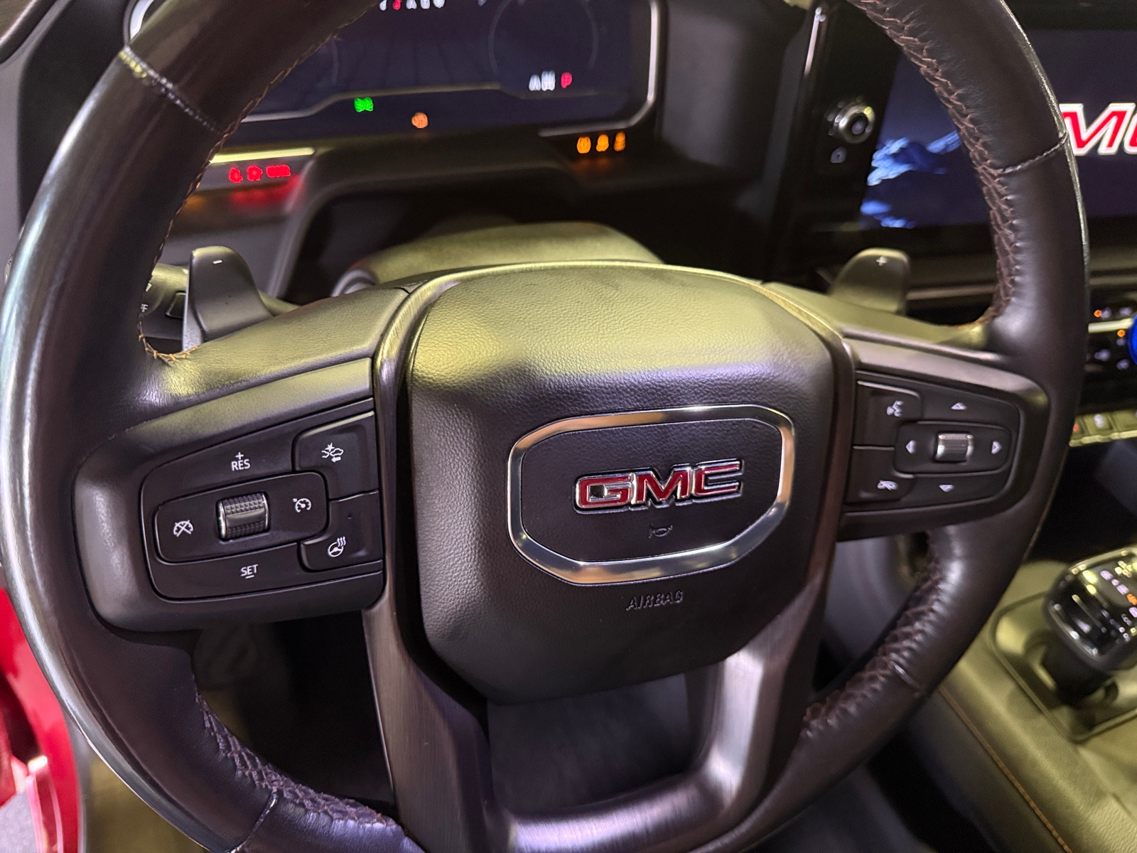 Thumbnail: 2022 GMC Sierra 1500 - 4