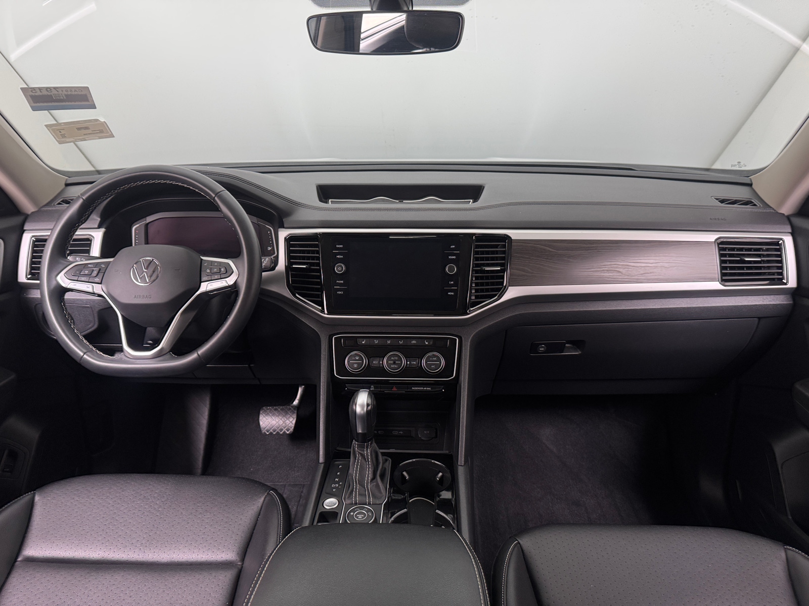 Thumbnail: 2023 Volkswagen Atlas - 2