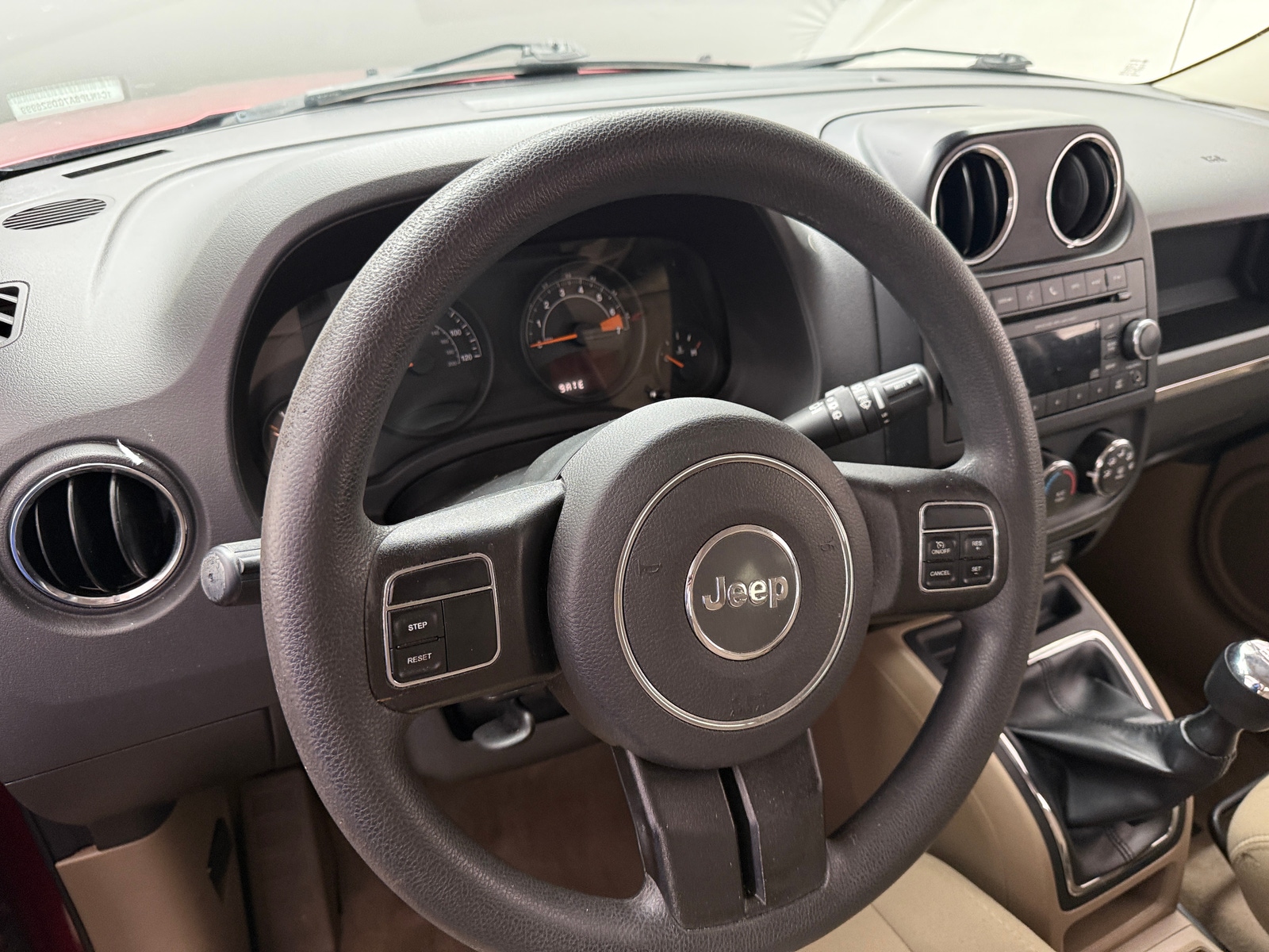 Thumbnail: 2016 Jeep Patriot - 5