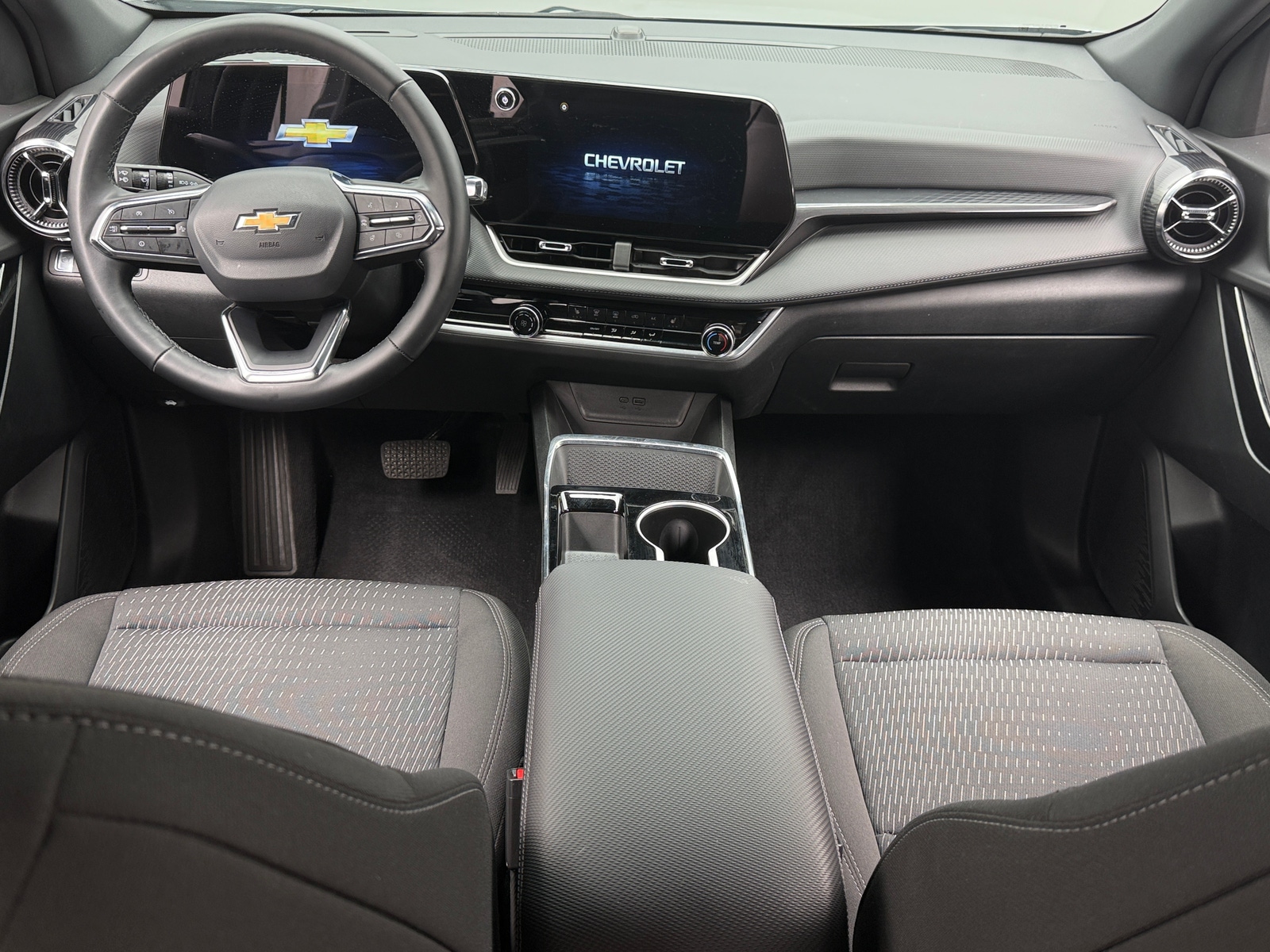Thumbnail: 2025 Chevrolet Equinox - 3