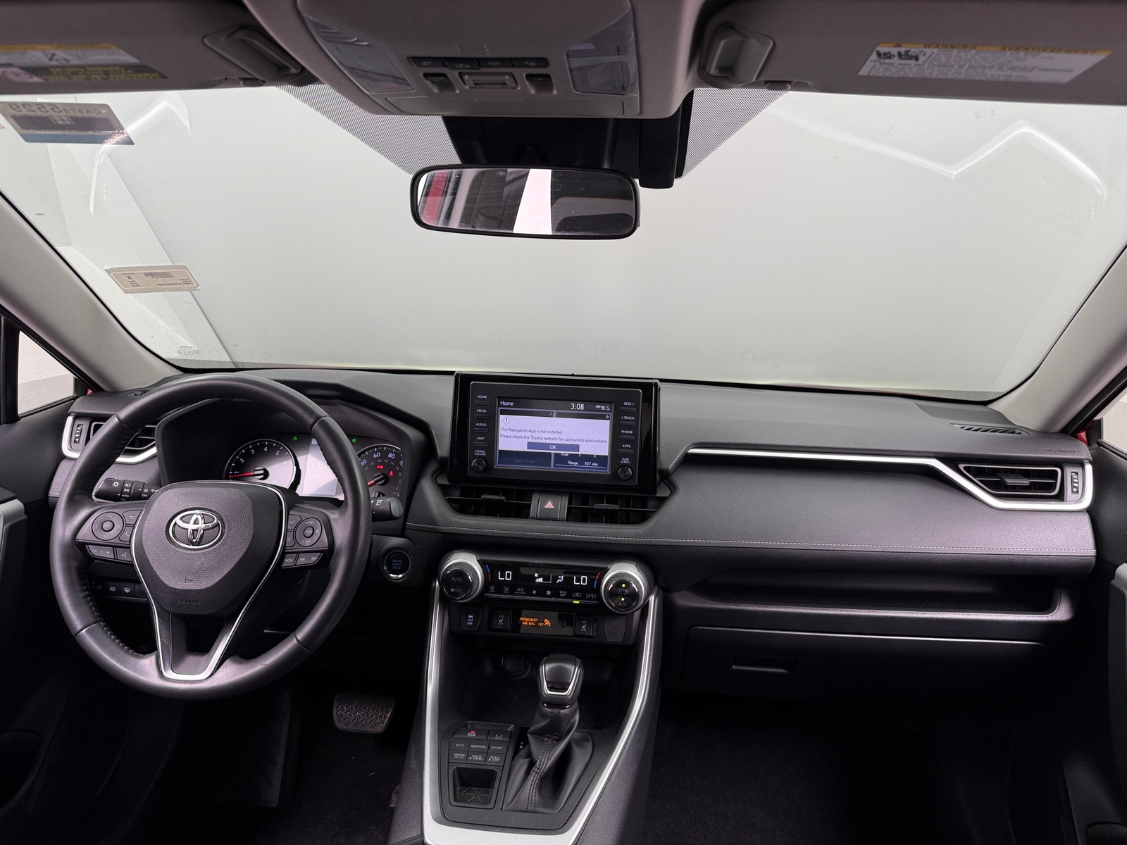 Thumbnail: 2019 Toyota RAV4 - 3