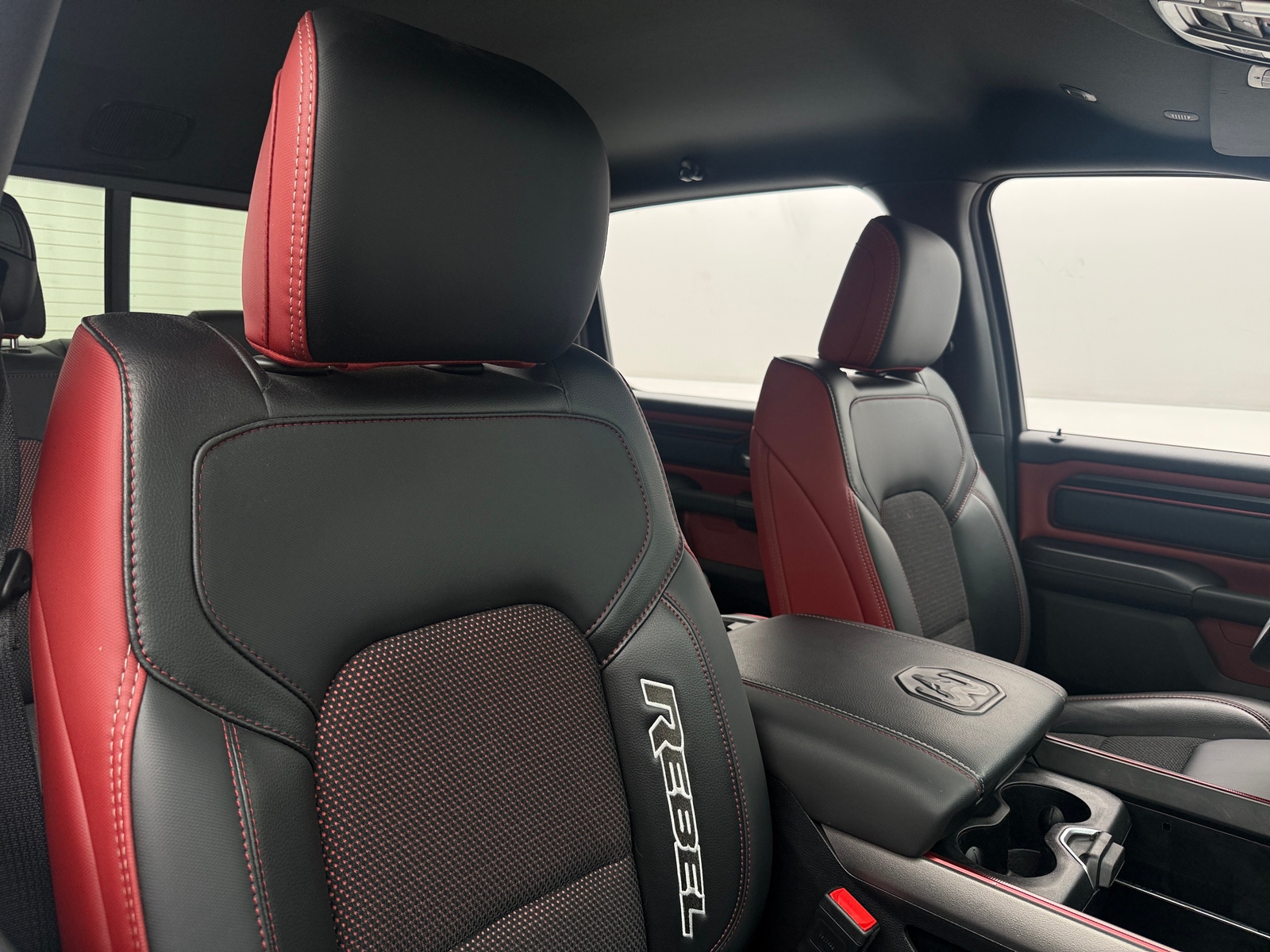 Thumbnail: 2025 RAM 1500 - 2