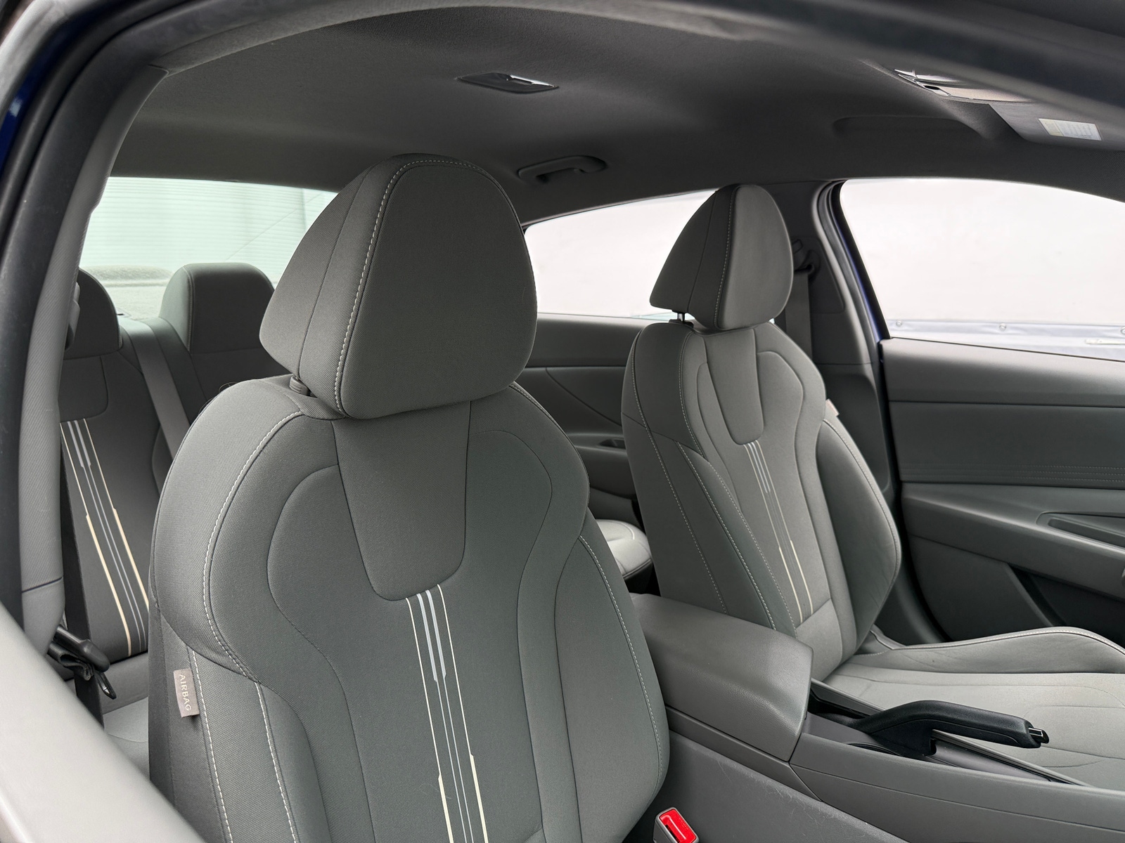 Thumbnail: 2022 Hyundai Elantra - 2