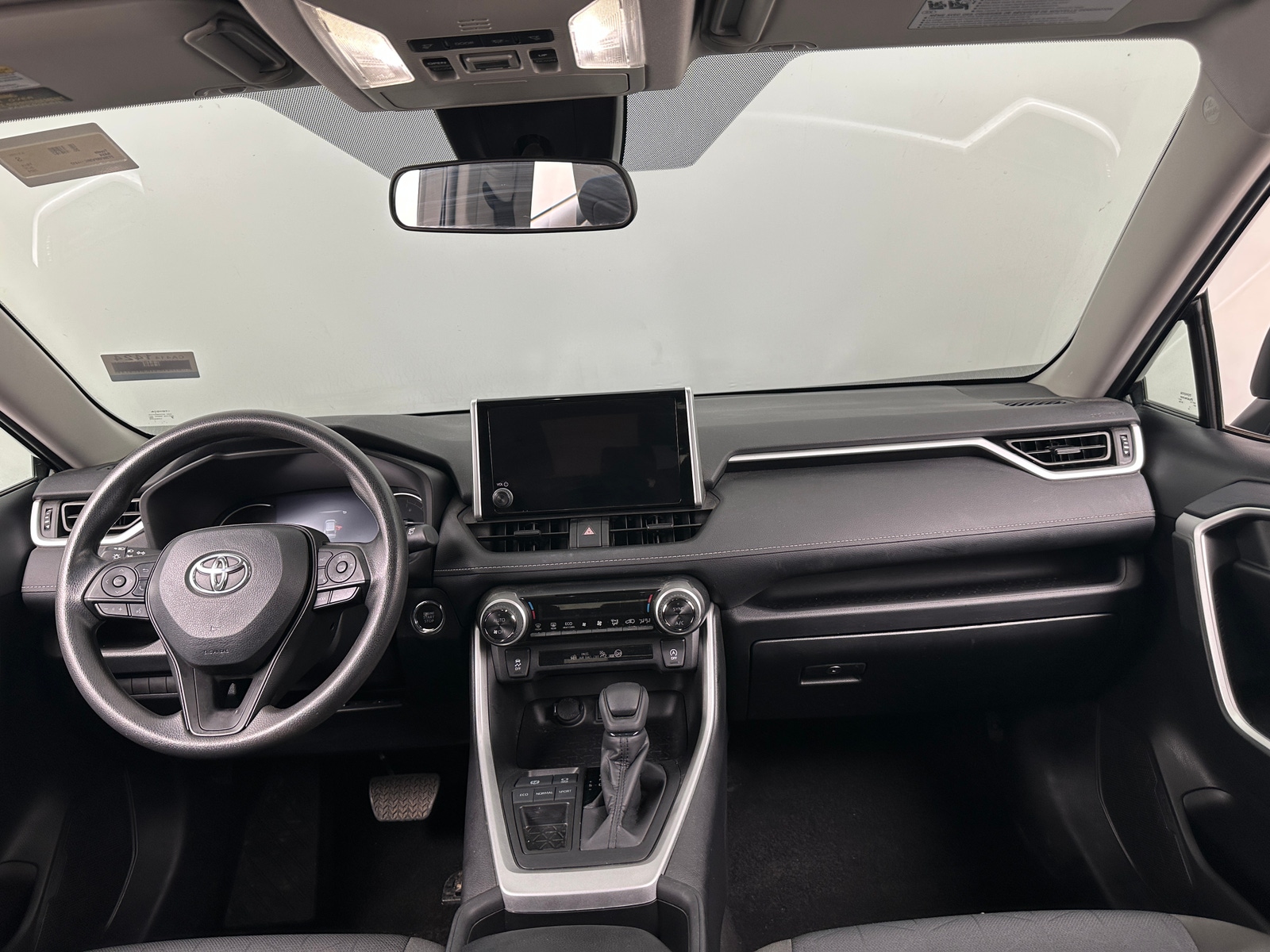 Thumbnail: 2024 Toyota RAV4 - 3