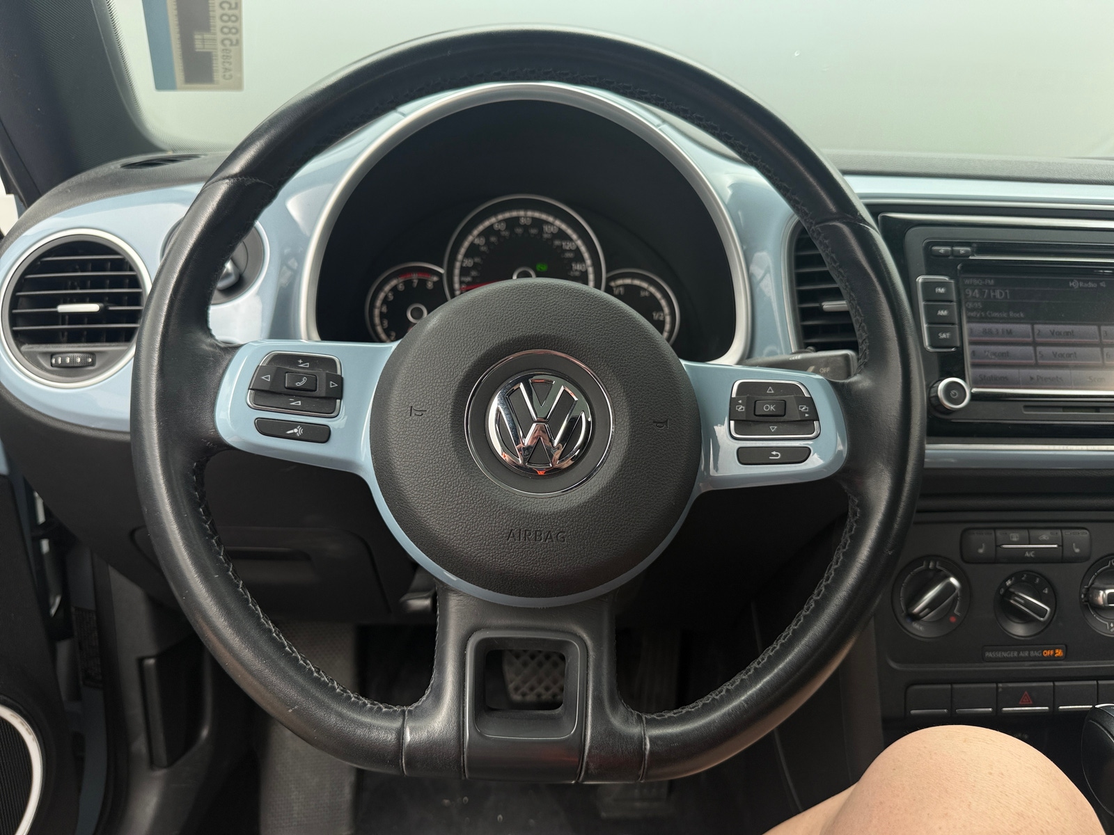 Thumbnail: 2013 Volkswagen Beetle - 4