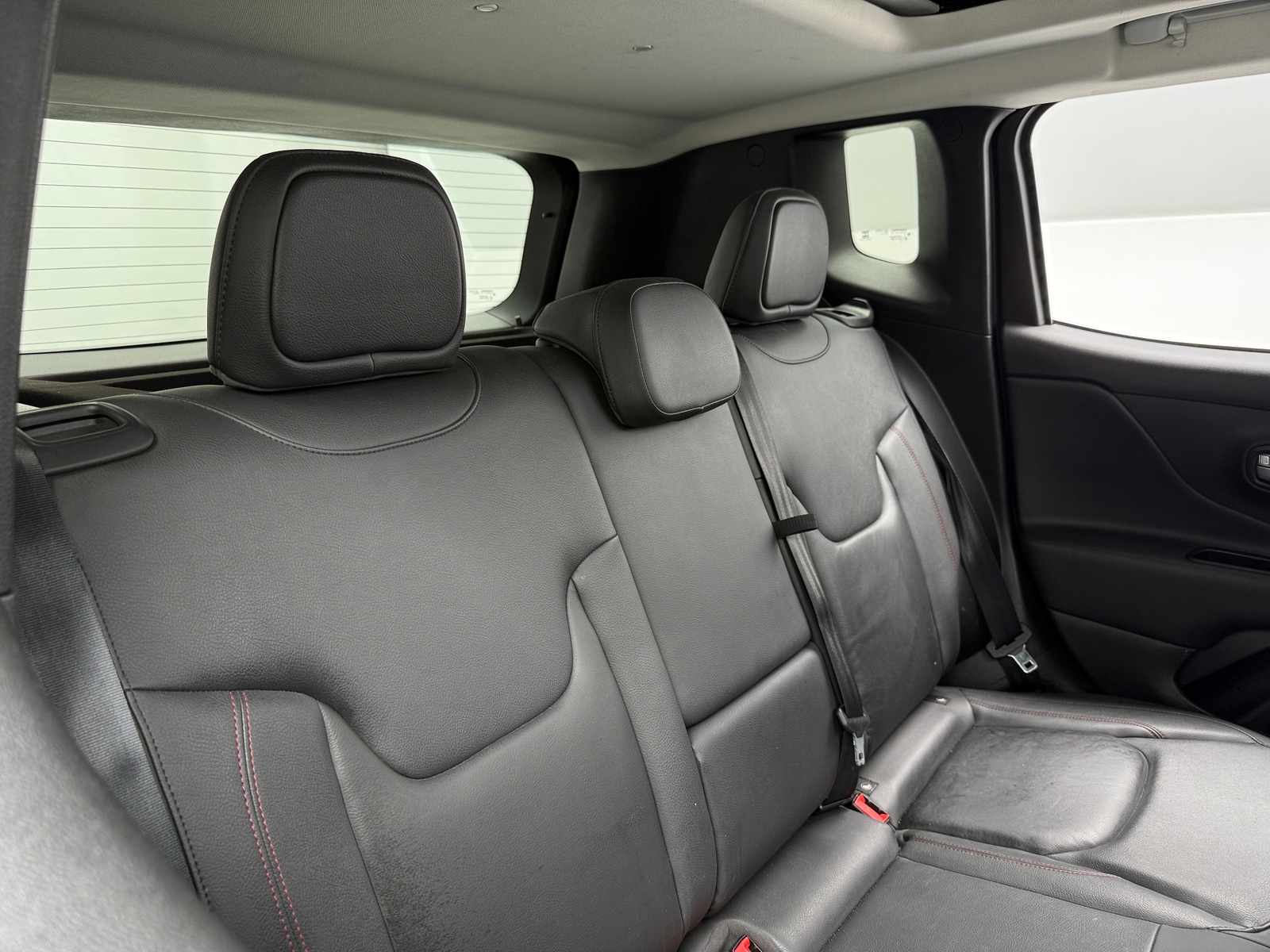 Thumbnail: 2021 Jeep Renegade - 6