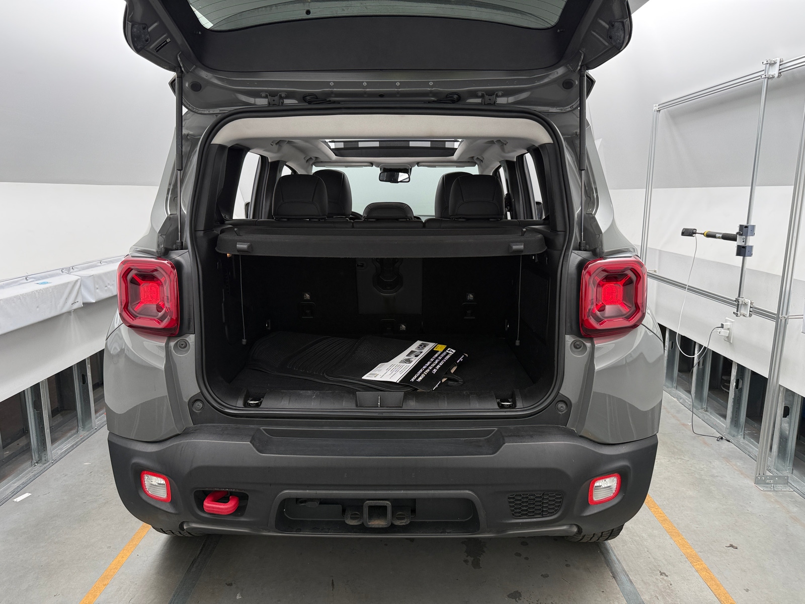 Thumbnail: 2021 Jeep Renegade - 7