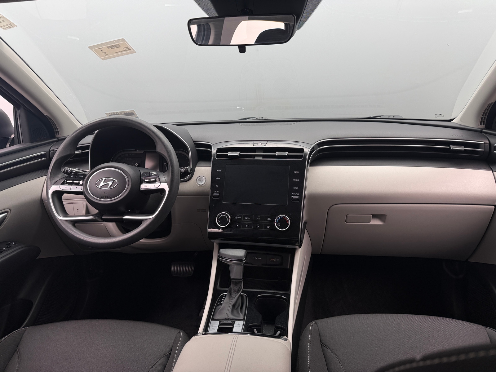 Thumbnail: 2022 Hyundai Tucson - 3