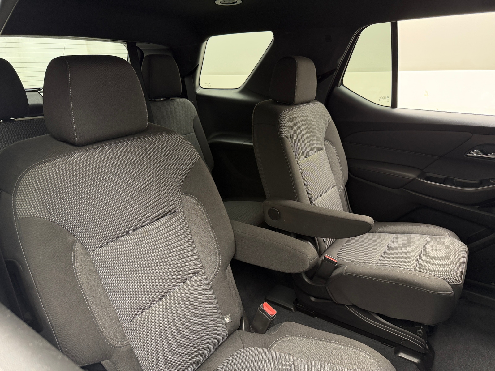 Thumbnail: 2022 Chevrolet Traverse - 6