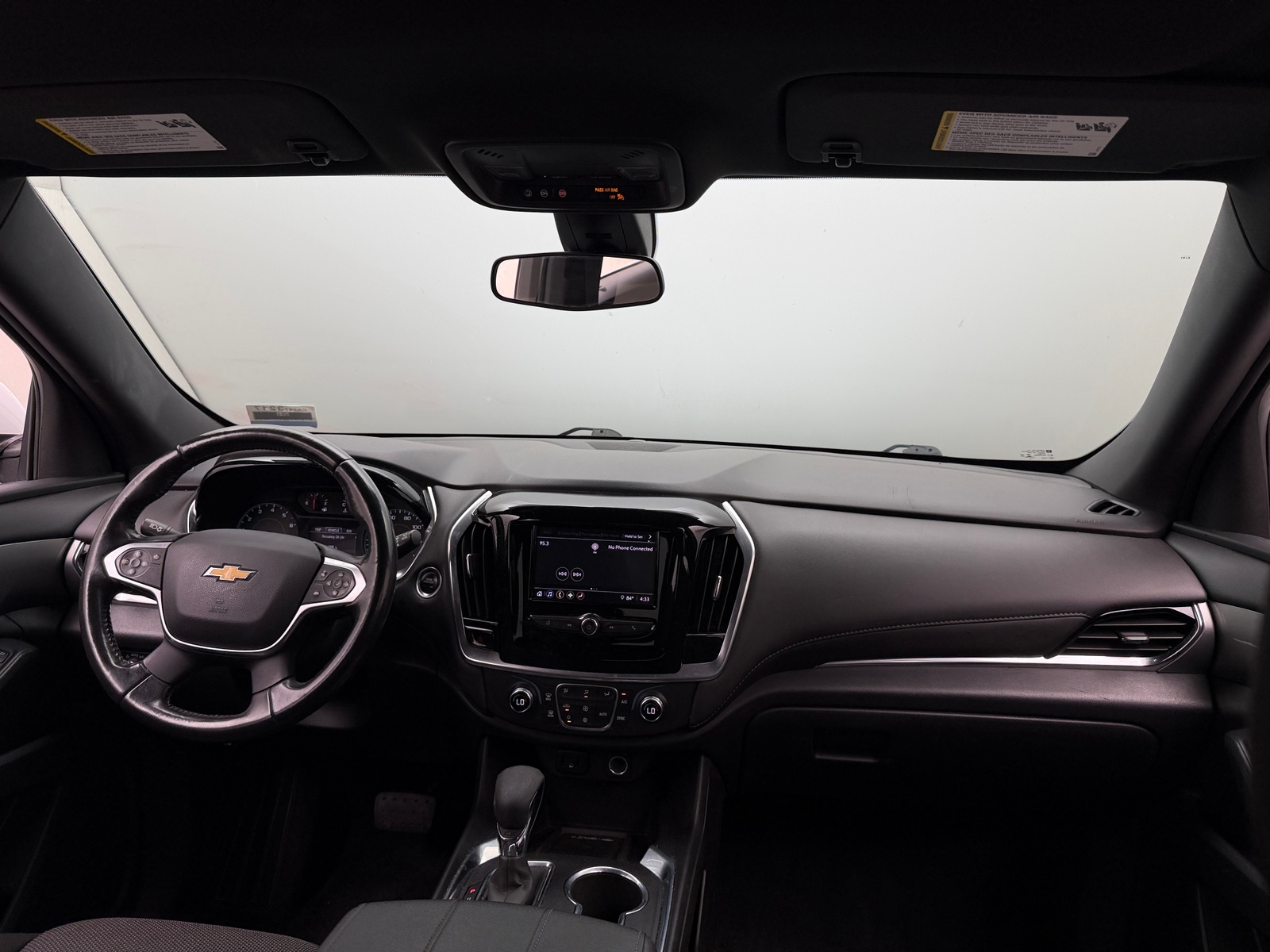 Thumbnail: 2022 Chevrolet Traverse - 3